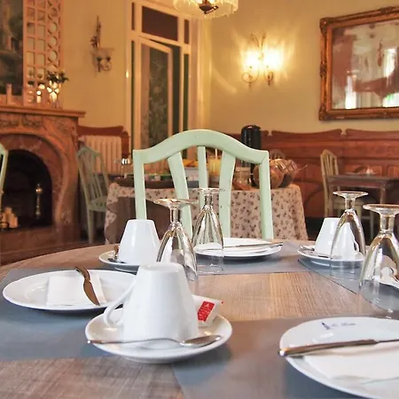 El Xalet سيدجيس